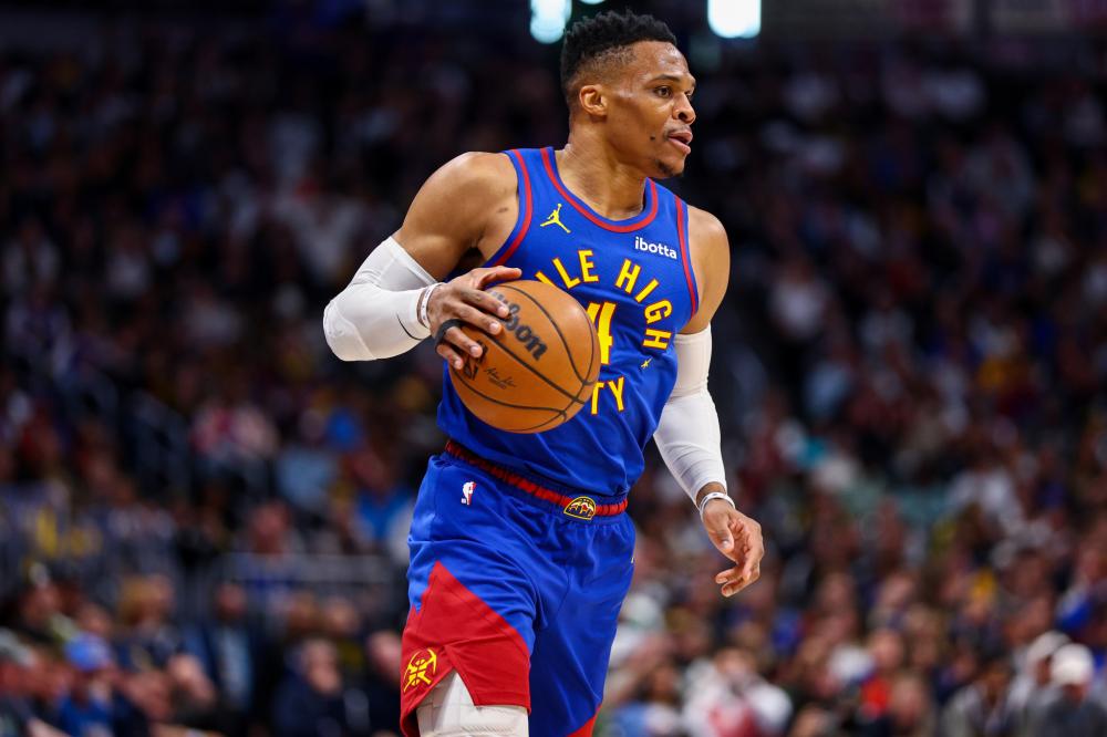 快船失利仍 快船失利仍